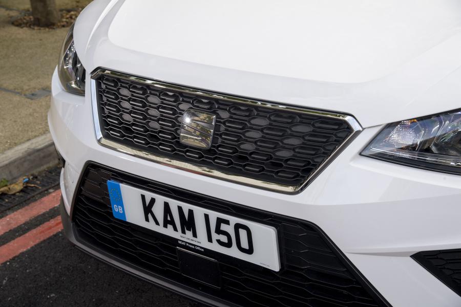 Детали экстерьера Seat Arona 2017 года  (UK) (фото 5 из 40)